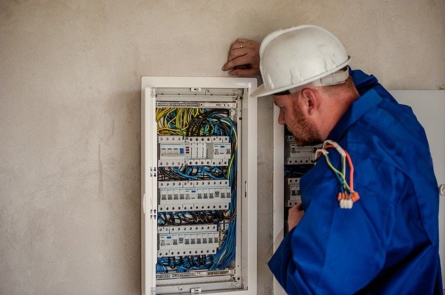 You are currently viewing Hourly Rate of an Electrician in the UK?